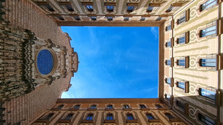 Barcelona: Montserrat Monastery and Natural Park Guided Tour - Returning to the Monastery: Free Time Plus a Quick Food-Market Stop