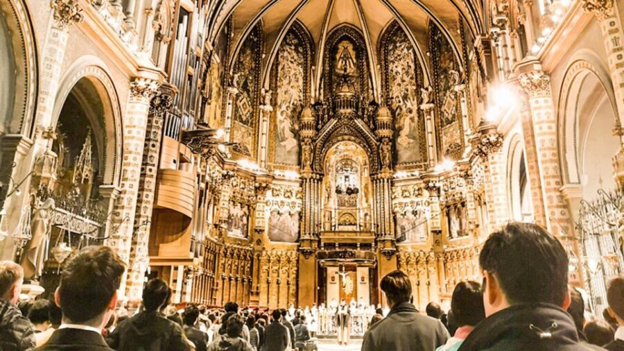 Barcelona: Montserrat Private Trip with Monastery Ticket - Languages and Communication: You’ll Get the Same Tour, Not Just the Same Words
