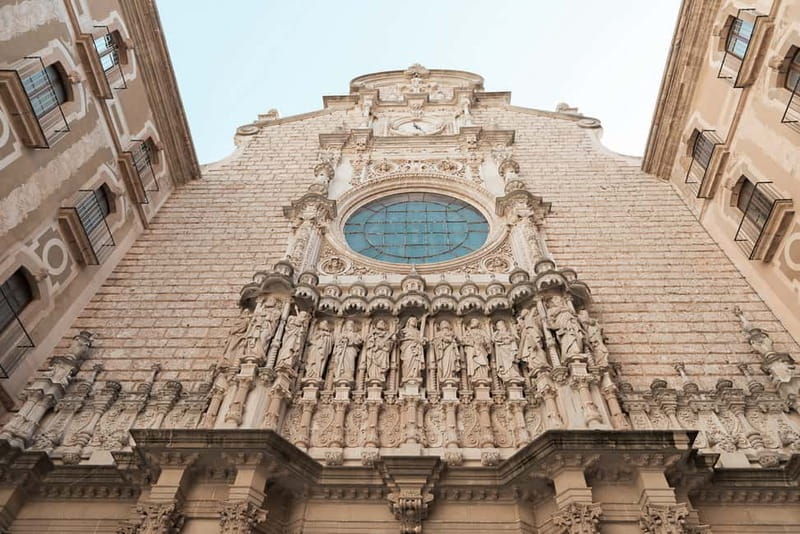 Barcelona: Montserrat Tour with Transport & Basilica Option - Your 3 hours at Montserrat: hike, lunch, or museum time