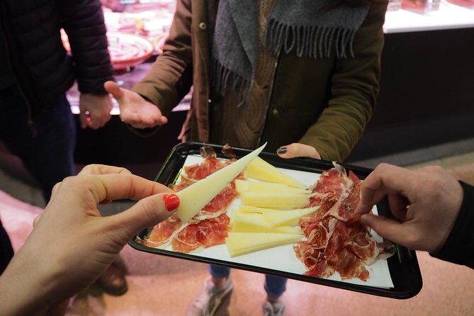 Barcelona Morning Tapas Crawl by Food Tour - What’s actually included: breakfast, markets, and a tapas aperitif