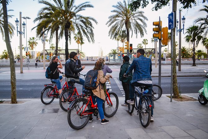 Barcelona Night Bike Tour with Local Tapas and Cava Stop - Night Bike Views in Barcelona: the 4 hours you’ll actually enjoy