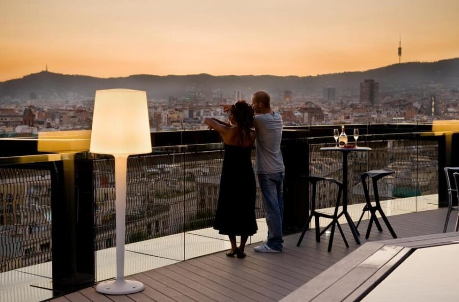 Barcelona: Night Walking Tour in the Heart of the Movida - The Movida Vibe: Why Barcelona After Dark Works
