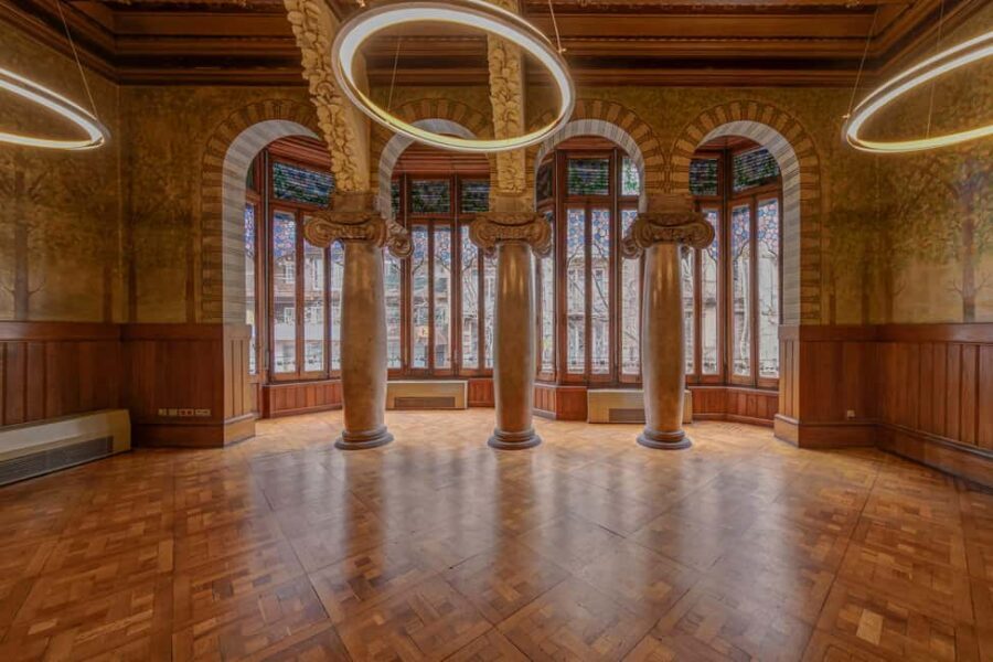 Barcelona: Palau Baró de Quadras Tickets and Guided Tour - Key things to know before you go