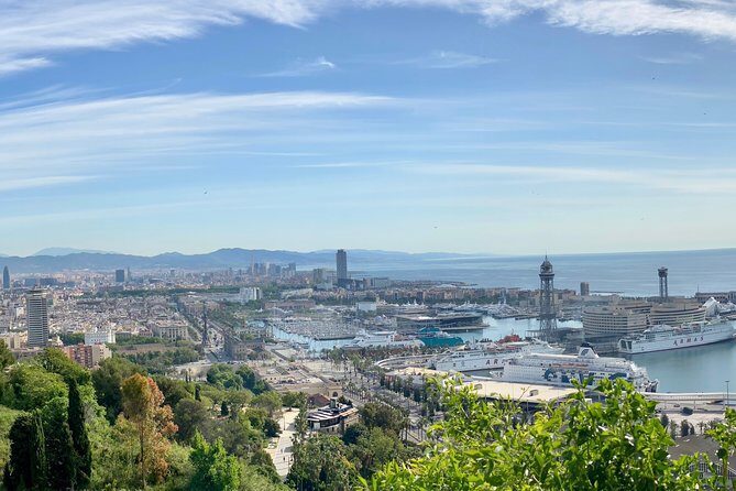 Barcelona Panoramic Walking Tour - private tour - Starting at the German Pavilion: what to notice right away
