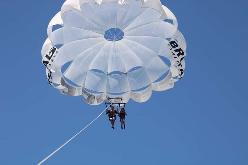 Barcelona: Parasailing magic flight and views above the sea - Who should do this (and who should skip it)