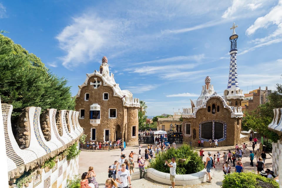 Barcelona: Park Guell Guided Tour with Skip-the-Line Entry - Gaudí’s Story Told in Real Time: Why the Guide Matters