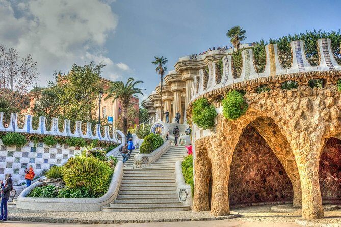 Barcelona: Park Guell Guided Tour with Skip the Line Ticket - Key Points to Know Before You Go