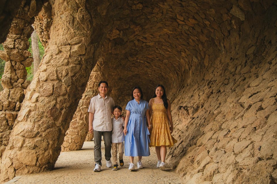 Barcelona: Park Güell Private Photography Experience - Key things to know before you go