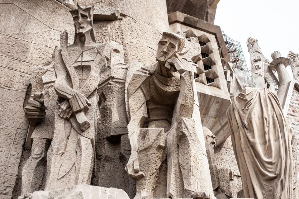 Barcelona: Park Güell Skip-the-Line Guided Tour - What the best guides do differently (and why you’ll notice)