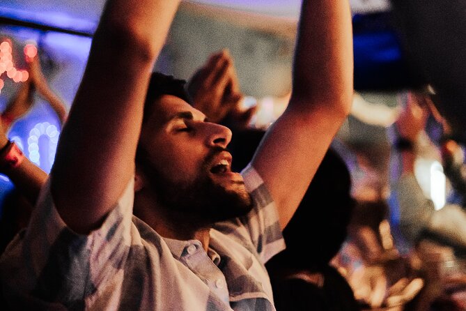 Barcelona Party Tour | 4h Experience | Club Entry - Group Feel: Meet Other People Without Overplanning