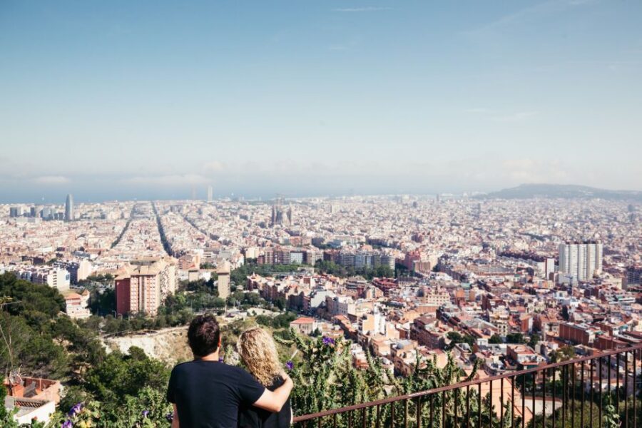 Barcelona: Personal Travel & Vacation Photographer - Candid photography that doesn’t feel awkward