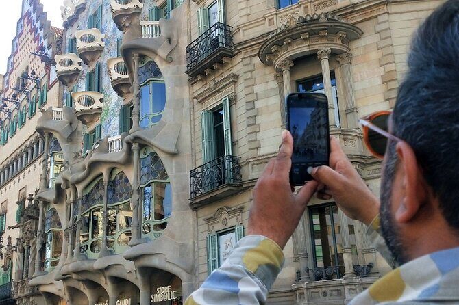 Barcelona Photo Highlights eBike Small Group Tour - Price and value: what you’re paying for