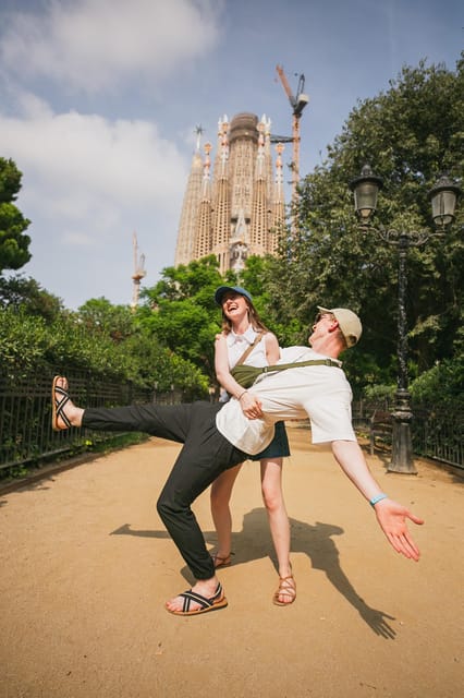 Barcelona: Photographic Madness at the Sagrada Familia - Key highlights you’ll feel right away