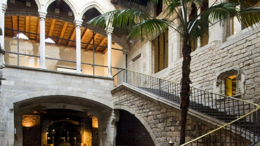 Barcelona: Picasso Walking Tour with Picasso Museum Tickets - Key highlights at a glance