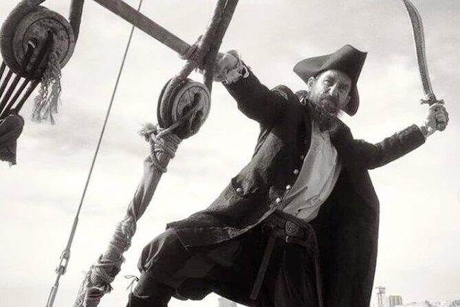 Barcelona Pirate Adventure 75min. - Barcelona from the water: beaches, coast, and photo angles