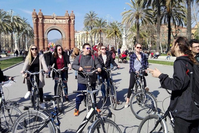 Barcelona Private Bike Tour - Eixample’s grid plan: Cerdà’s expansion meets Gaudí’s favorite neighborhood