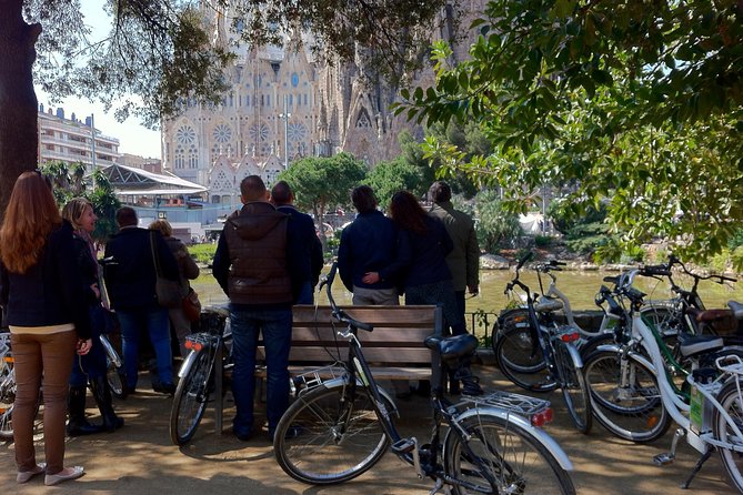 Barcelona Private Bike Tour - Sagrada Família: the façade stop where time actually matters