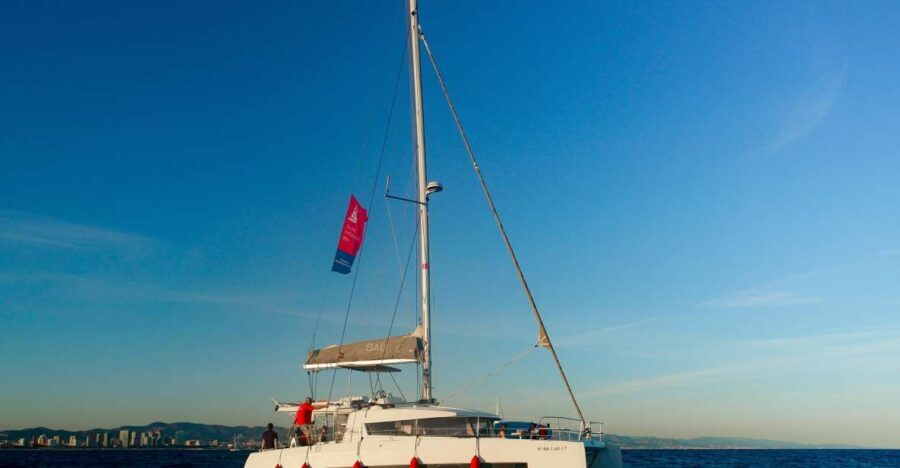Barcelona: Private Catamaran Sailing with Drinks and Snacks - 2 hours of sailing, plus time to settle into the views