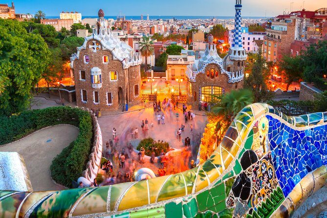 Barcelona Private City Tour (Top Attractions + Pick-up) - La Boqueria and Las Ramblas: Snack Time on the Street
