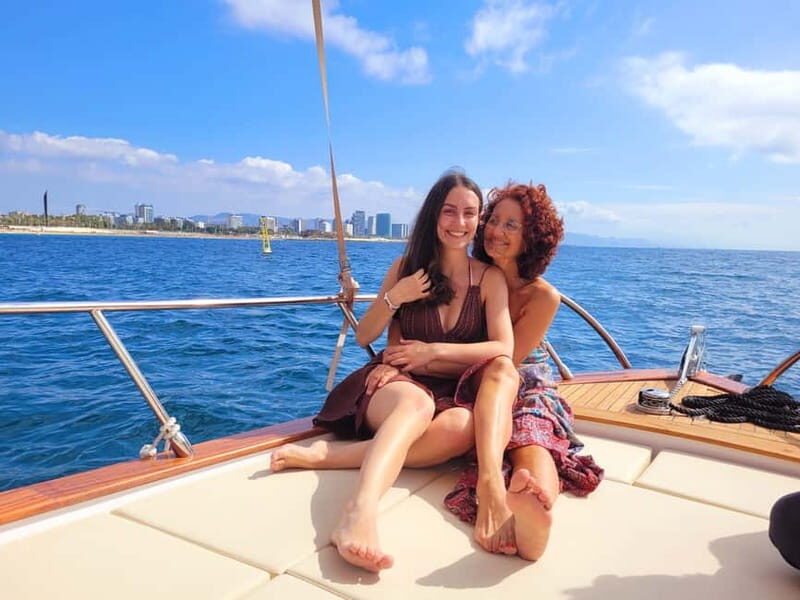 Barcelona: Private Classic Yacht Tour with Drinks - The On-Water Cruise: Guided Sights Without the Land-Crowd Stress