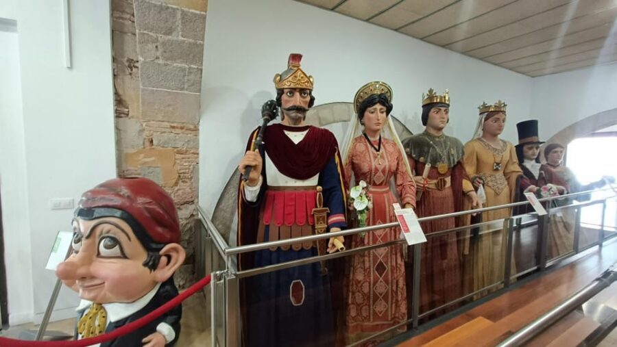 Barcelona private Family-Friendly Cultural & Food Tour - Key things to know before you go