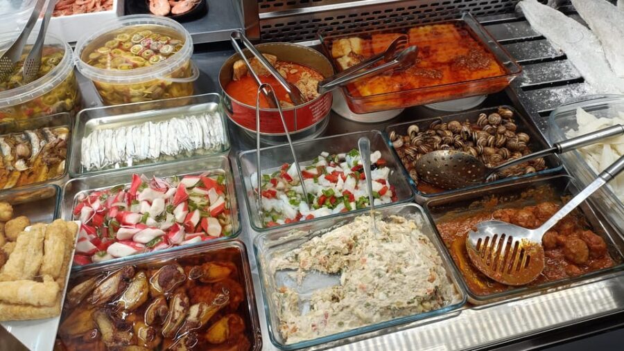 Barcelona private Family-Friendly Cultural & Food Tour - Tastings and budget: what you pay and what you get for $94