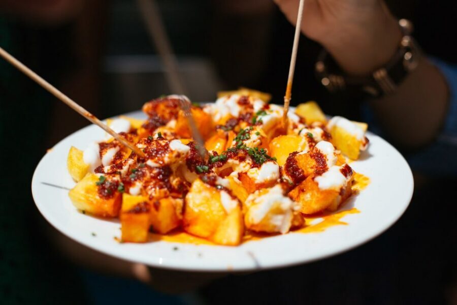Barcelona: Private Food Tour – 10 Tastings with Locals - Casa Bruno Cuadros Meeting Point and How to Prepare for a Food Walk
