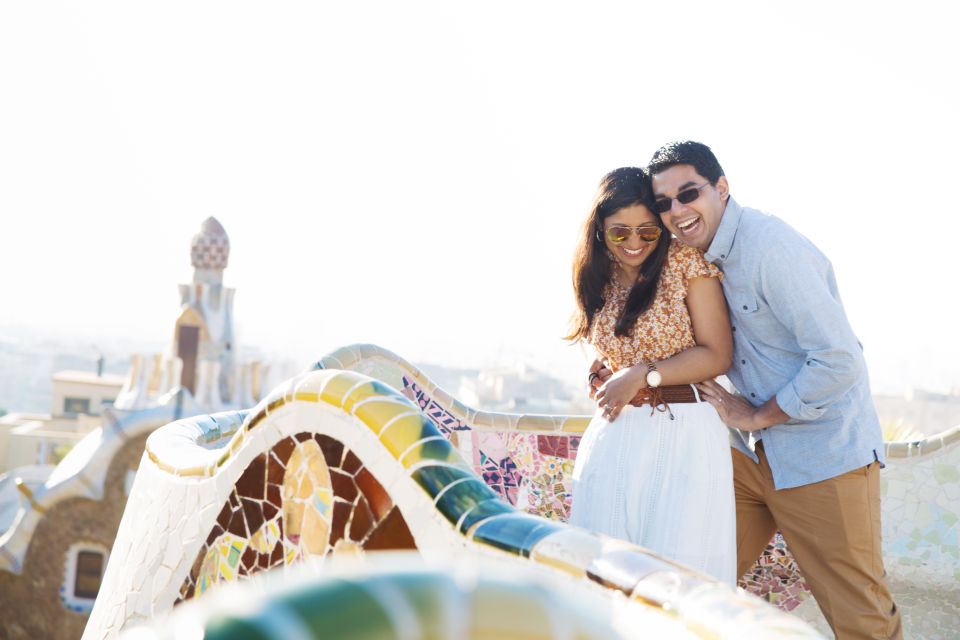 Barcelona: Private Full Park Güell Photoshoot - Meeting Point Clarity: The Pink Umbrella System
