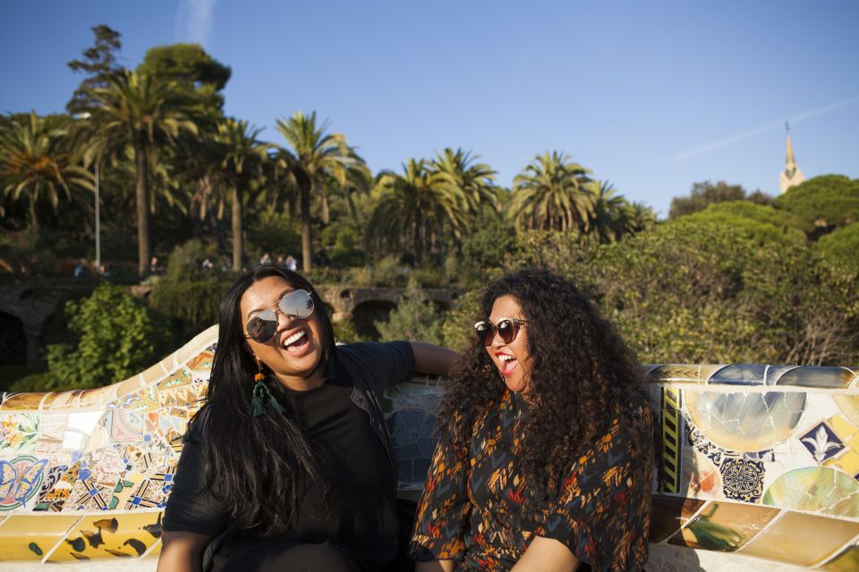 Barcelona: Private Full Park Güell Photoshoot - Price and Value: Is $188 Per Person a Smart Spend?