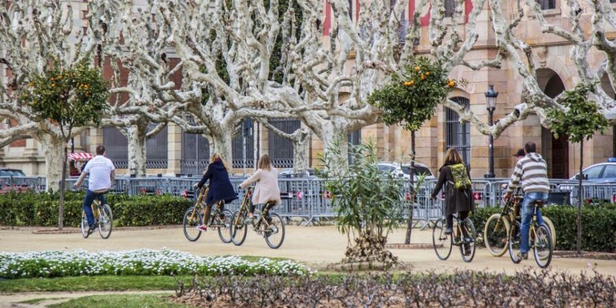 Barcelona: Private Highlights Tour by Bamboo Bicycle - The Core Route: From Old Port to the Gothic Quarter