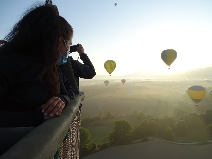 Barcelona: Private Hot Air Balloon Ride - Getting your photos and certificate without the stress