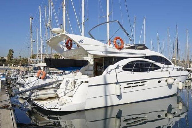 Barcelona Private Luxury Yacht Tour - Skyline time: getting serious photo angles (including Sagrada Família)