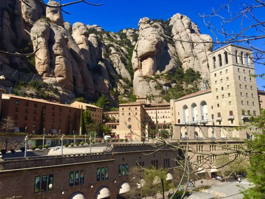 Barcelona: Private Montserrat Tour with Entry Tickets - Manresa Stop: A Local Break That Actually Helps