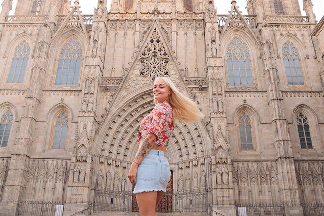Barcelona Private Photoshoot at Cathedral & Kiss Wall - Small practical notes that affect your results