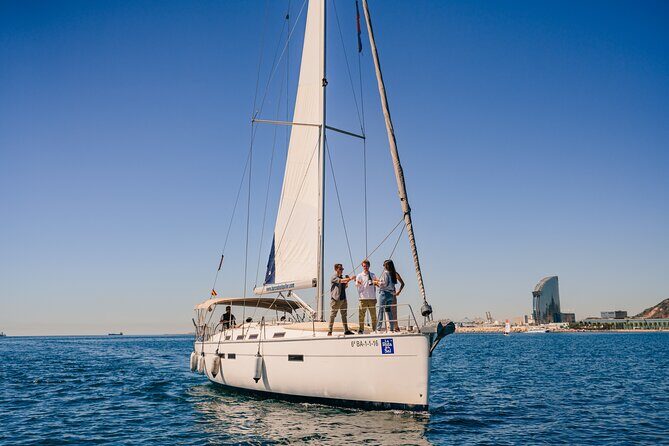Barcelona: Private Sailing cruise with drinks & snacks - The route you’ll follow: Barceloneta, Hotel W, Montjuïc, and Sagrada Família
