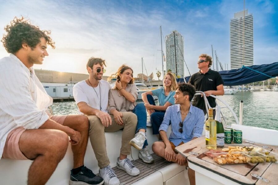 Barcelona: PRIVATE Sailing tour with drinks and snacks - Key things to know before you set sail