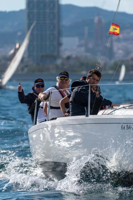 Barcelona: Private Sailing Trip with a Bottle of Cava - Who should book this cava sailing trip