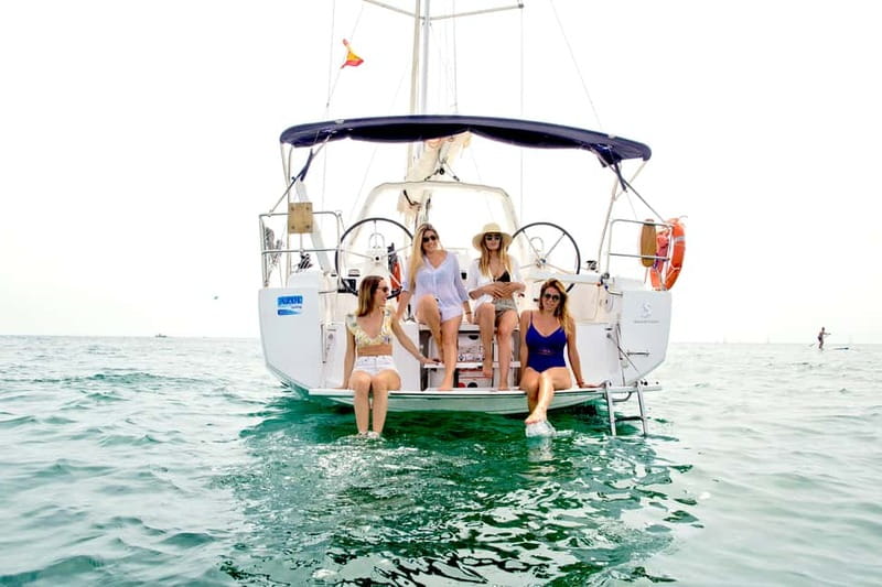 Barcelona: Private Sailing Trip with Drinks & Snacks (max 9) - Key highlights at a glance