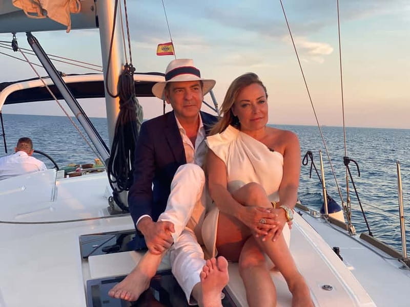 Barcelona: Private Sailing Trip with Drinks & Snacks (max 9) - How this private Barcelona sailing trip really feels