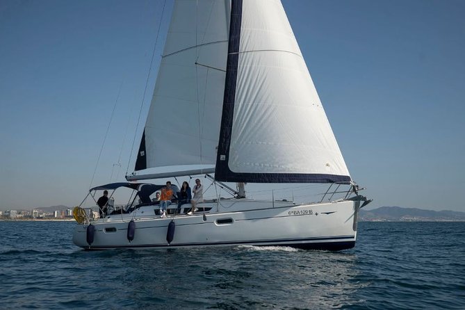 Barcelona Private Sailing Trip with unlimited drinks and snacks - Who this private sailing trip is best for