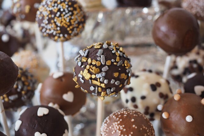 Barcelona Private Sweet Tasting & Stories - Timing and route length: 3 hours 30 minutes that stay focused