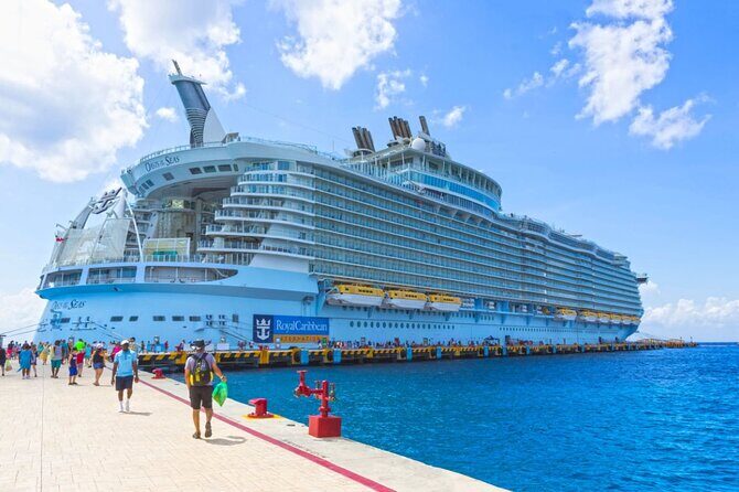 Barcelona Private Transfer from Cruise Terminal to barcelona city - The real “starting line”: meeting at Moll Adossat