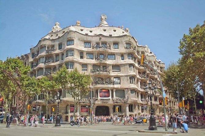 Barcelona Private Walking Tour with Skip the Line La Pedrera and Casa Batllo - Price Check: When It’s a Great Value and When It Might Not Be