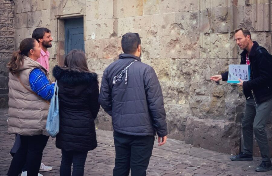 Barcelona: Ramblas, Gothic & Gaudí Architecture Walking Tour - Gothic Quarter to Gaudí Avenue: why this combo works