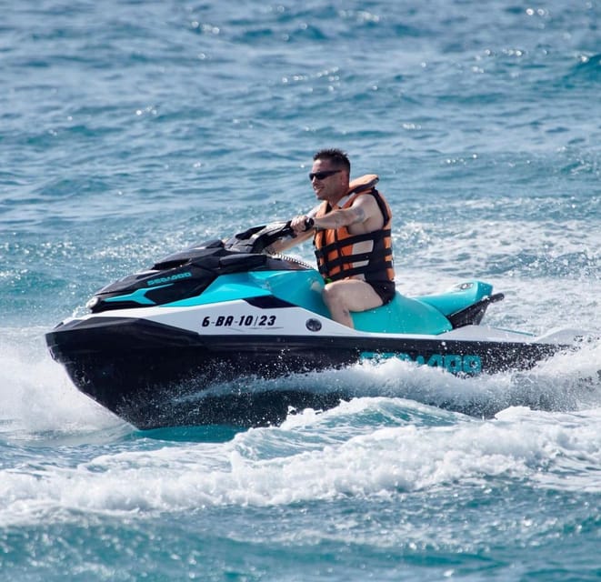 Barcelona: Rent a Jetski and speed through the ocean - Speeding out of Port Fòrum in your first minutes