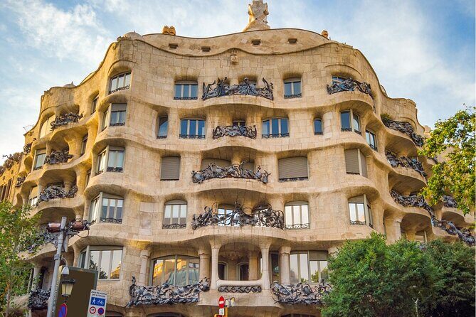 Barcelona: Reserved Entrance to Casa Mila (La Pedrera) with Audio - Key highlights at a glance