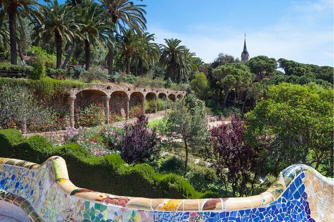 Barcelona: Reserved Group Entrance to Park Güell with Audio Guide - How long you need: pacing your steps and your attention
