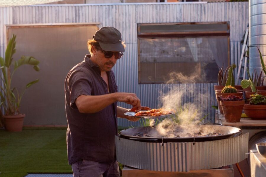 Barcelona: Rooftop Paella Cooking Class with Sangria - Meal time on the terrace: eating what you made