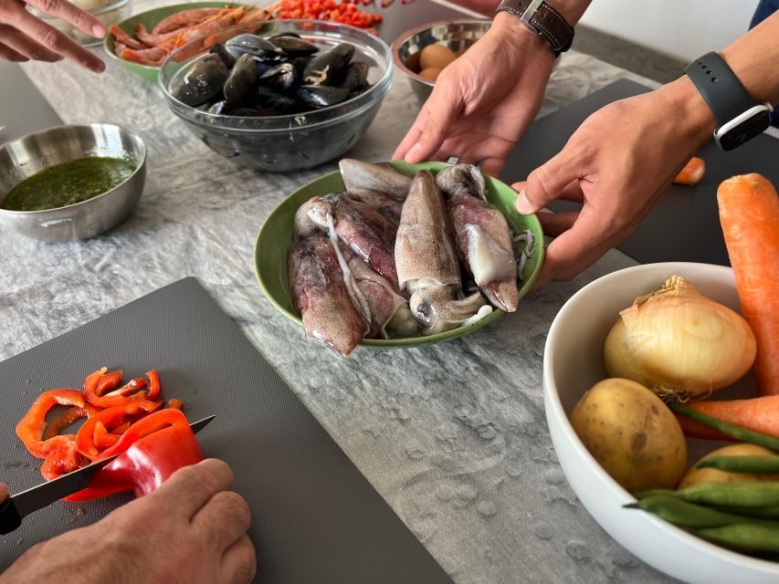 Barcelona: Rooftop Tapas and Sangria Class with a Chef - Sangria with lunch: the pairing that keeps it all Spanish