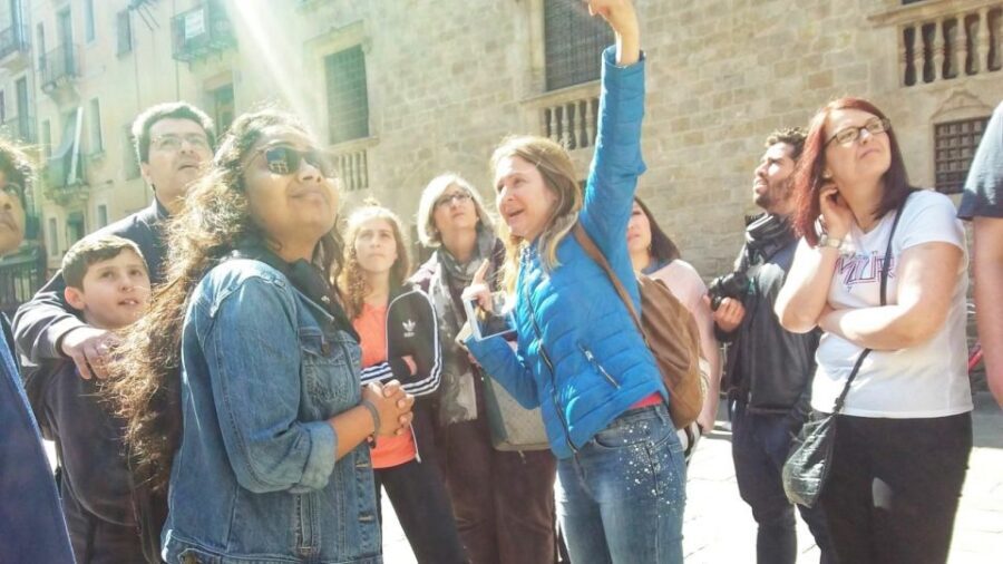 Barcelona: Sagrada Familia and City Tour with Hotel Pickup - Should You Book This Barcelona Gaudí and City Tour?